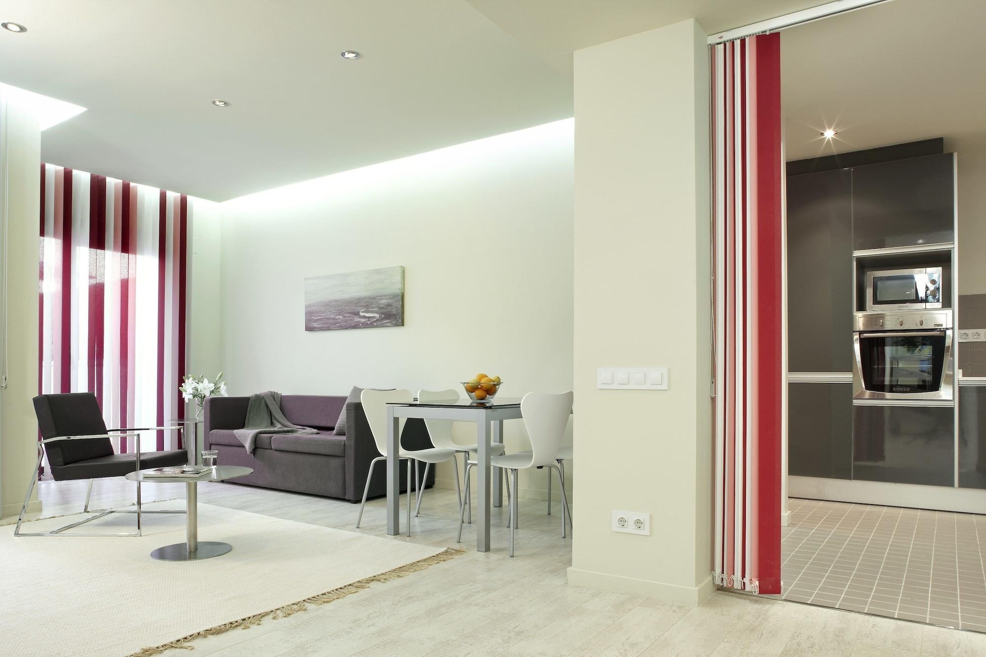 Limehome Barcelona Rector Triado Exterior photo
