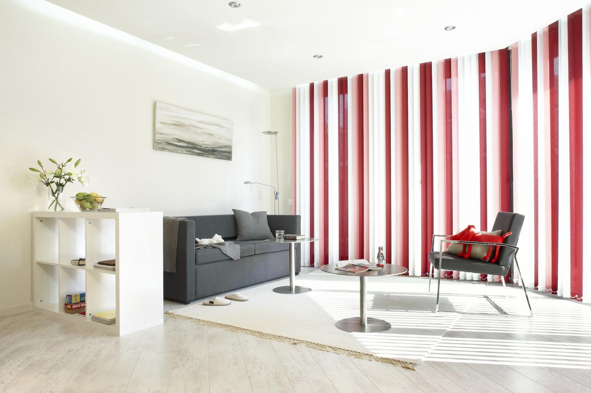 Limehome Barcelona Rector Triado Exterior photo