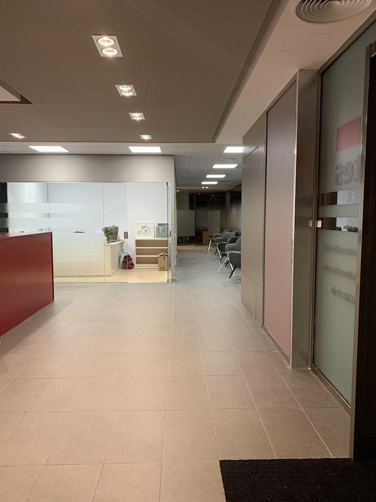Limehome Barcelona Rector Triado Exterior photo