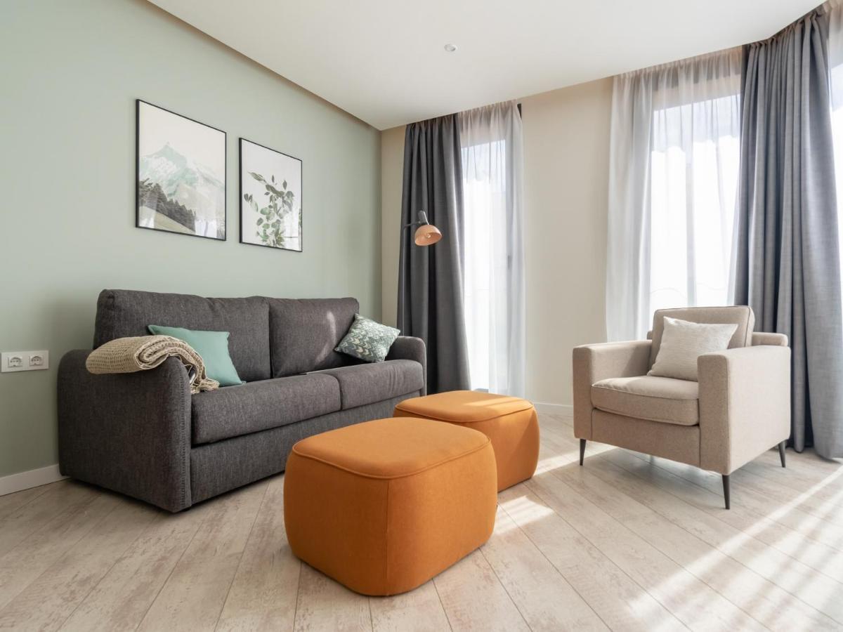 Limehome Barcelona Rector Triado Exterior photo