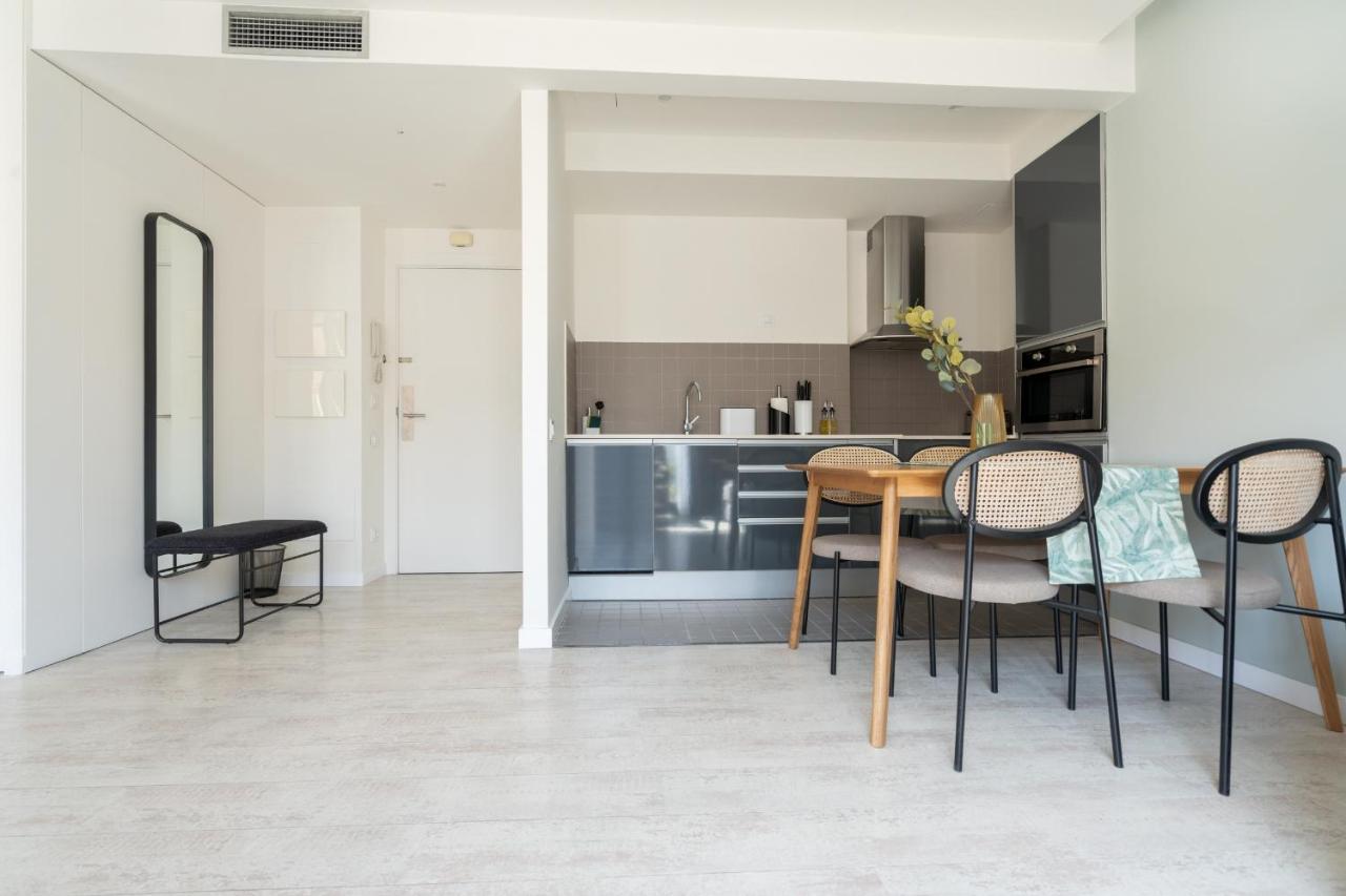 Limehome Barcelona Rector Triado Exterior photo