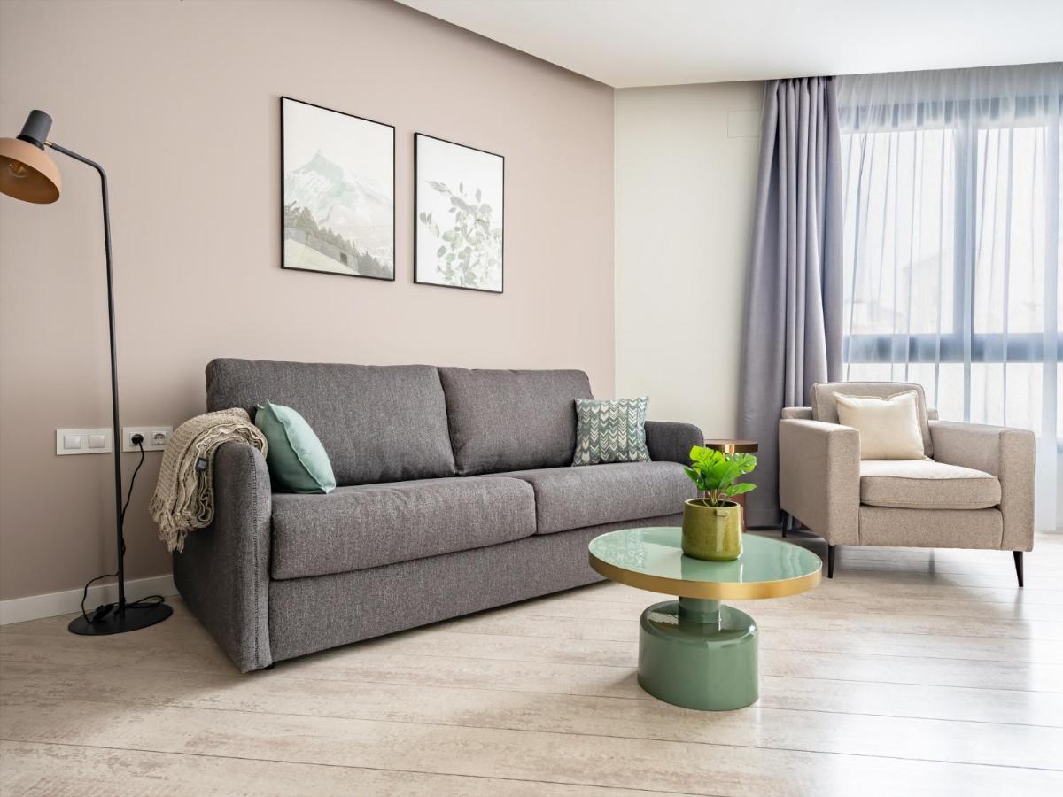 Limehome Barcelona Rector Triado Exterior photo